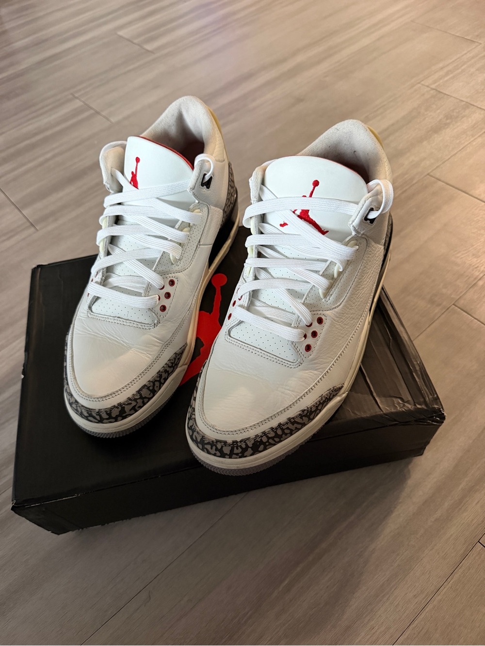 Jordan 4  Men's White/Red Retro Sneakers with Elephant Print Size 12